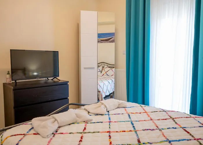 Relax In Nea Kalikratia Apartamento